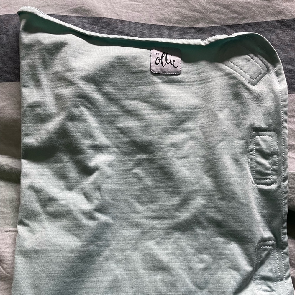 Ollie Swaddle In light blue. Good used condition.